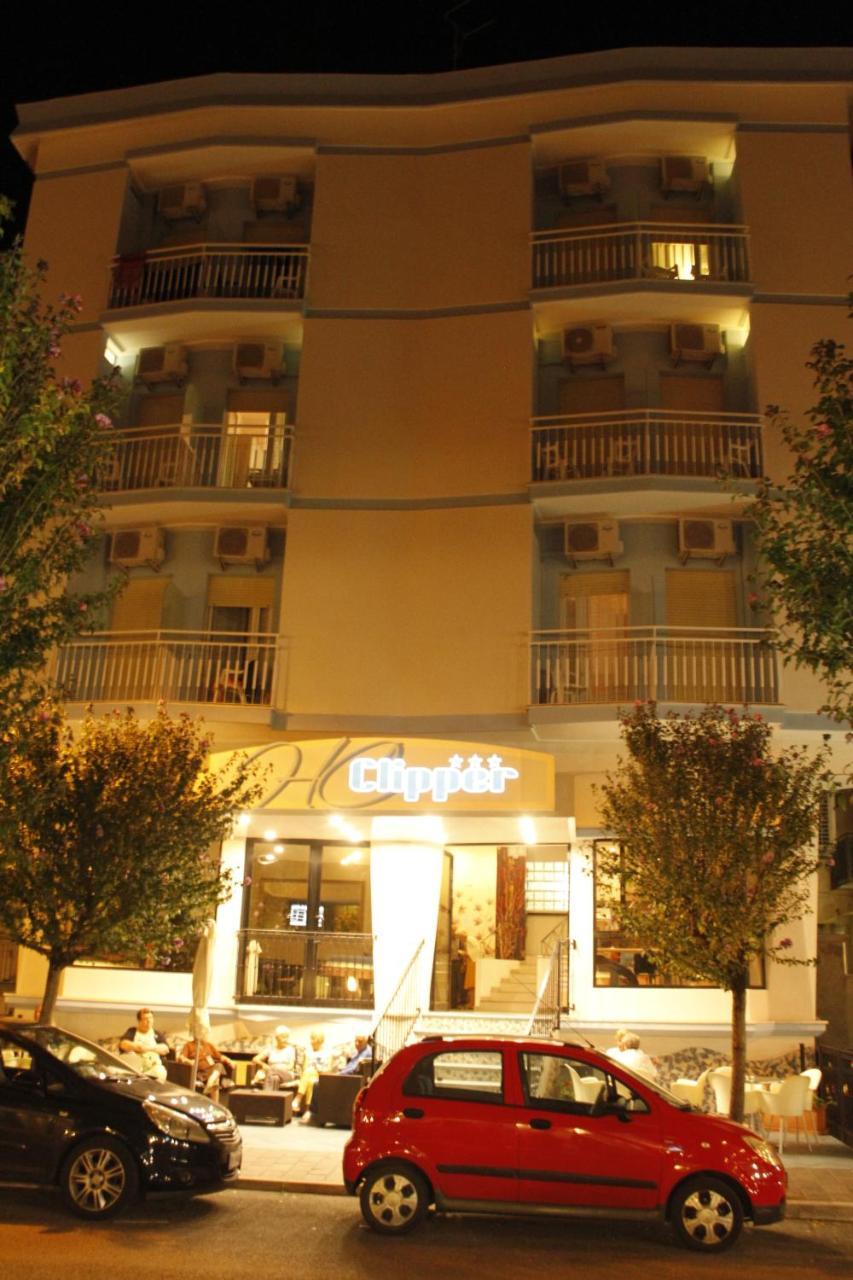 Hotel Clipper Cattolica Extérieur photo